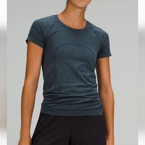 Lululemon Swiftly Tech Short Sleeve Top Size 4